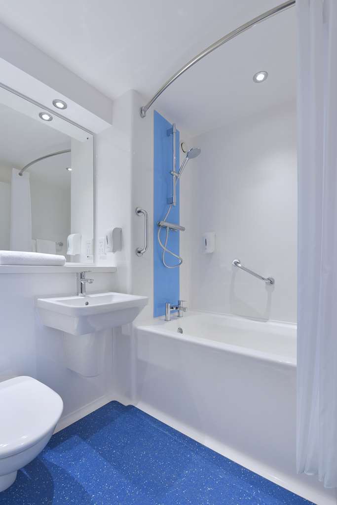 Travelodge Cameron Toll Hotel Edimburgo Quarto foto